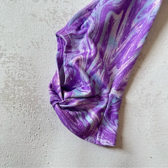 Lands End Athletic Outfit - Picture 2 of 9